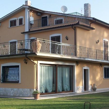 Il Giardino Degli Ulivi Bed & Breakfast Canneto  Ngoại thất bức ảnh