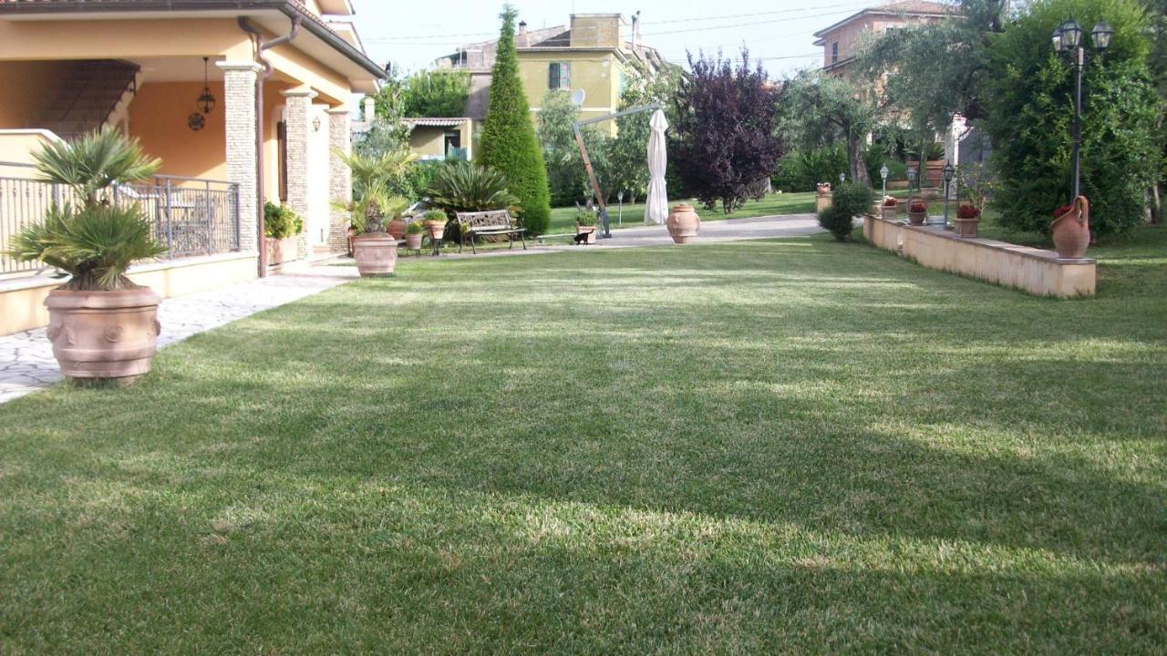 Il Giardino Degli Ulivi Bed & Breakfast Canneto  Ngoại thất bức ảnh